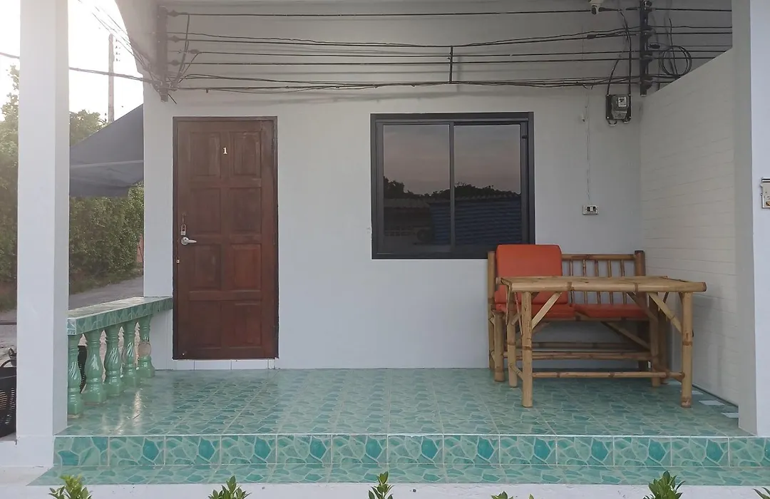 P & T Guesthouse-1